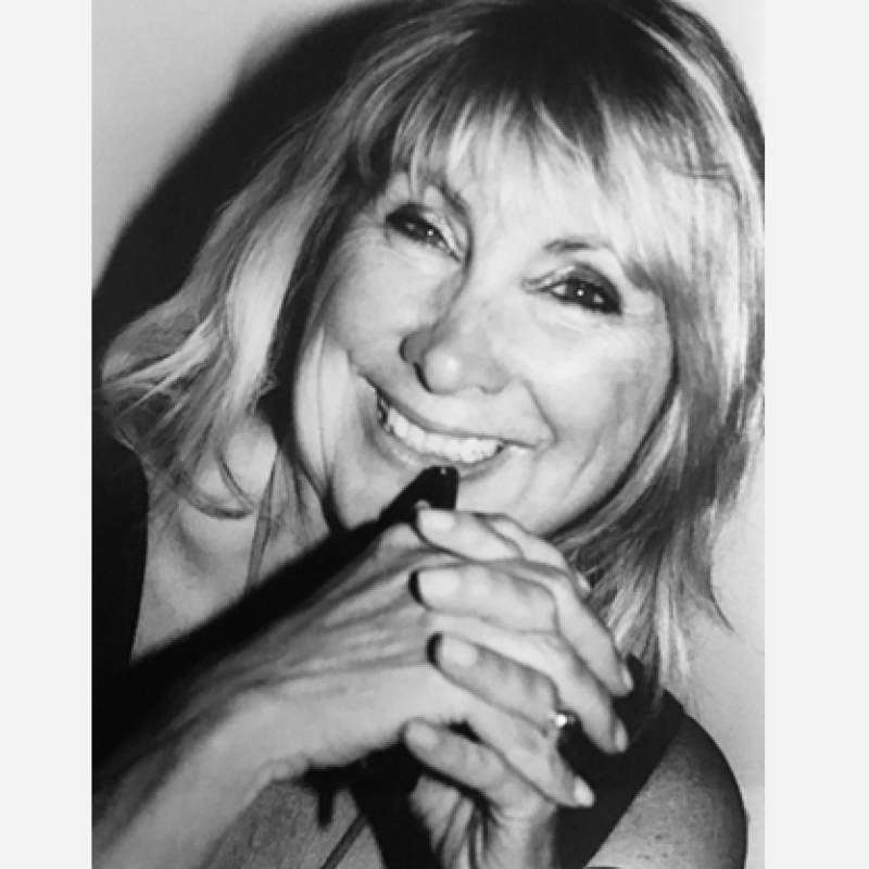 Mrs L Howell